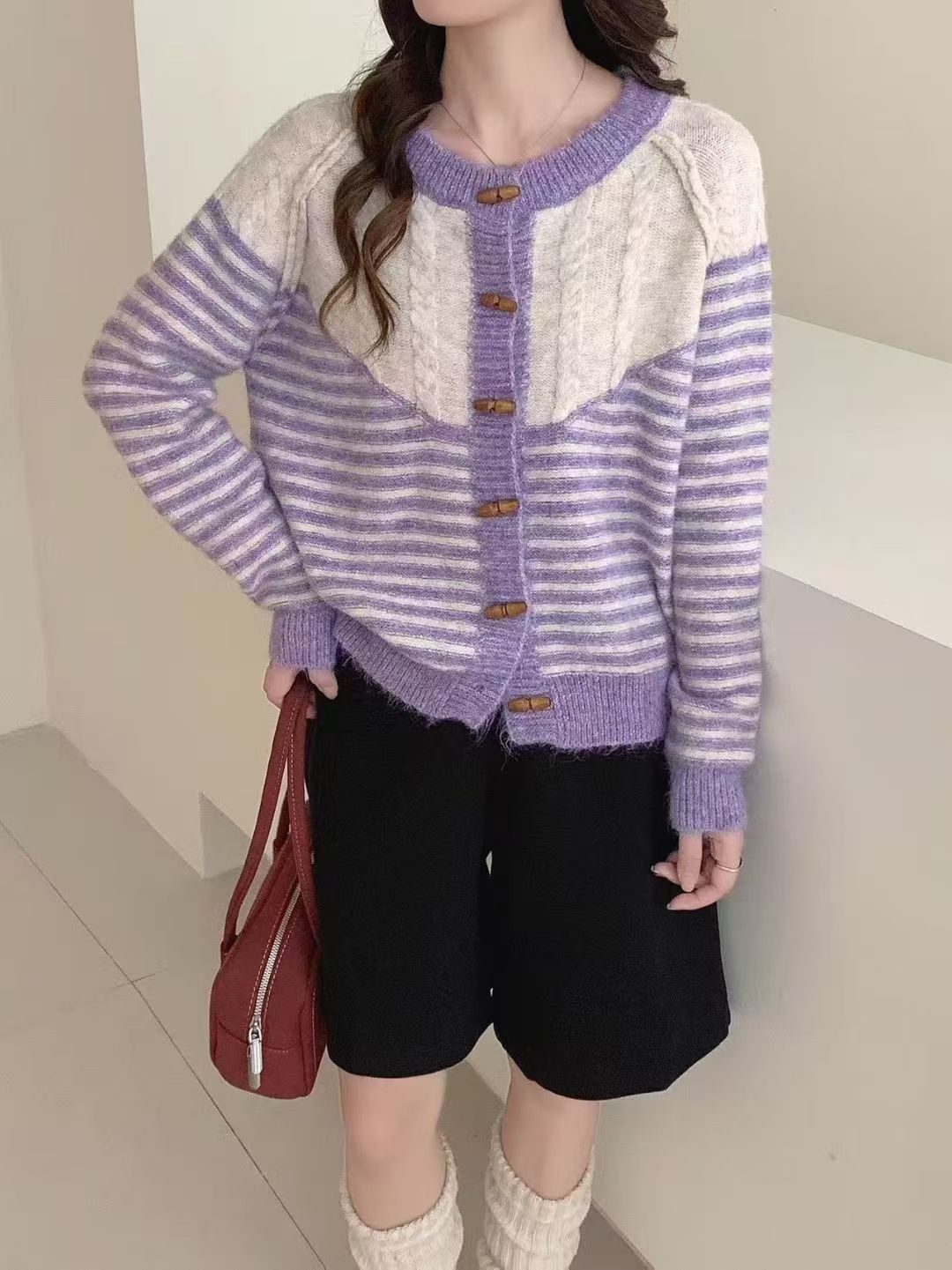 Autumn And Winter Striped Loose And Lazy Style Knitted Cardigan