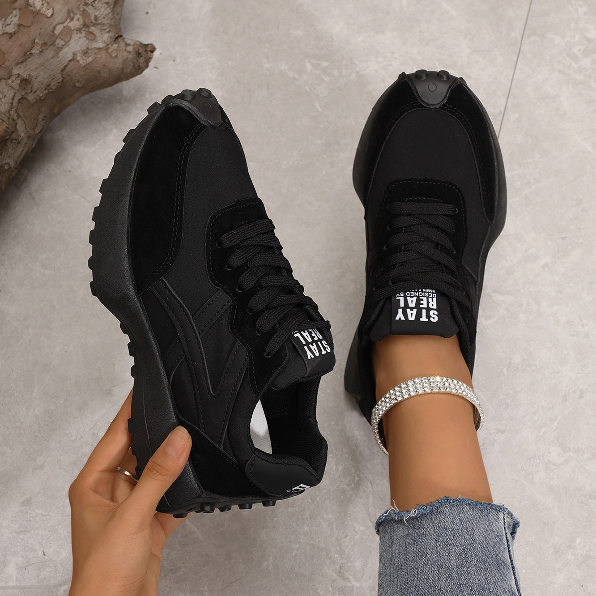 Lightweight Mesh Sports Female Flat Shoes