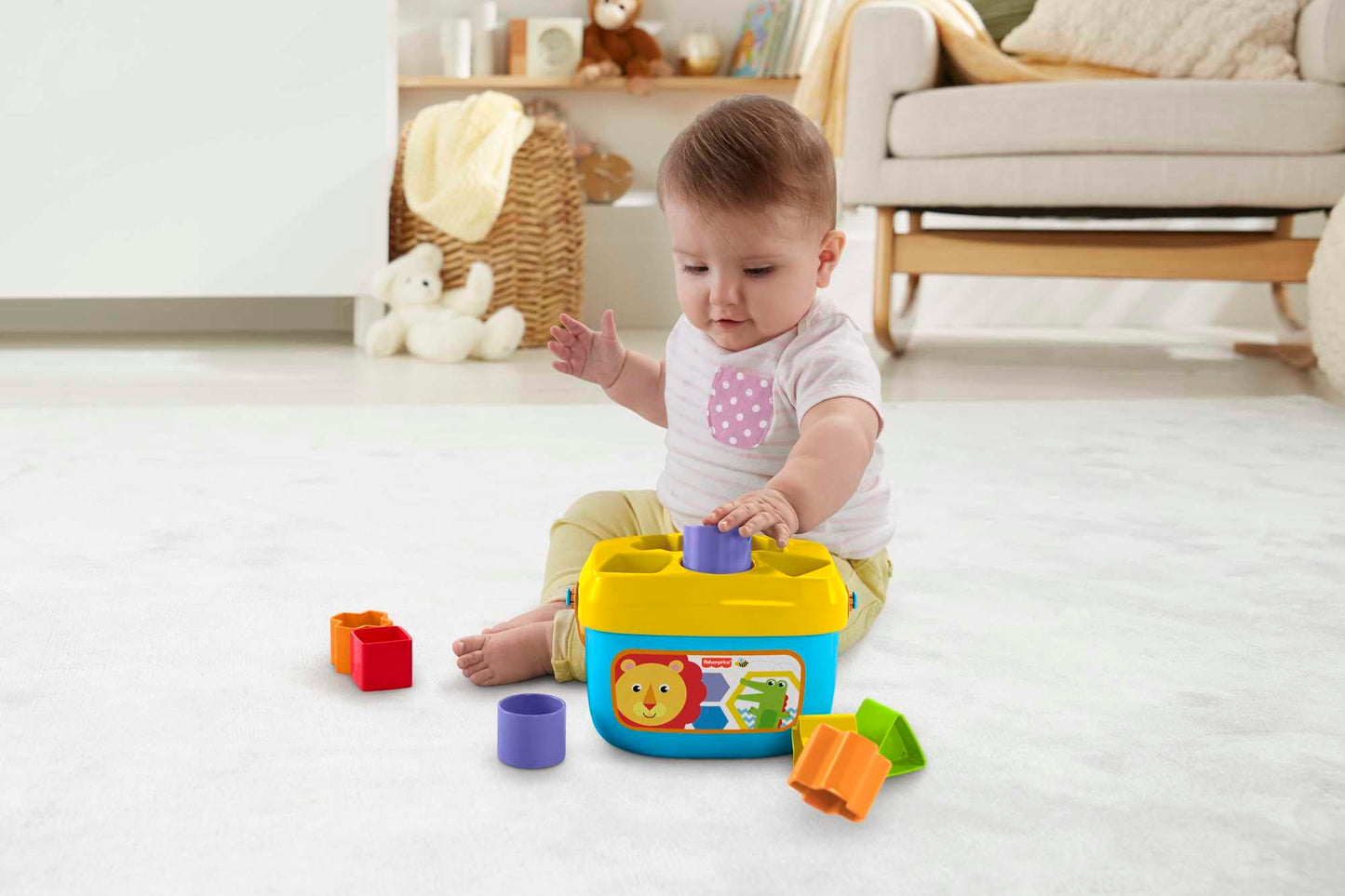 Fisher-Price Baby's First Building Blocks, babyleksak från 6 månader, 9 månader, plug-in-spel från 1 år, motorikleksak från 6 månader, sorteringsspel för baby med sorteringslåda, FFC84