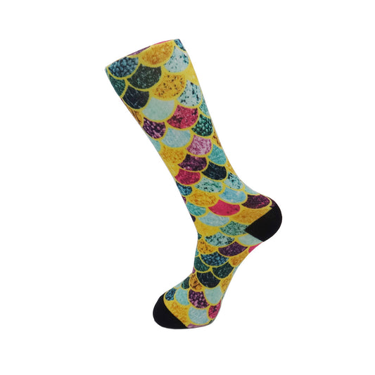 DIY Printed Socks With Fish Scale Pattern