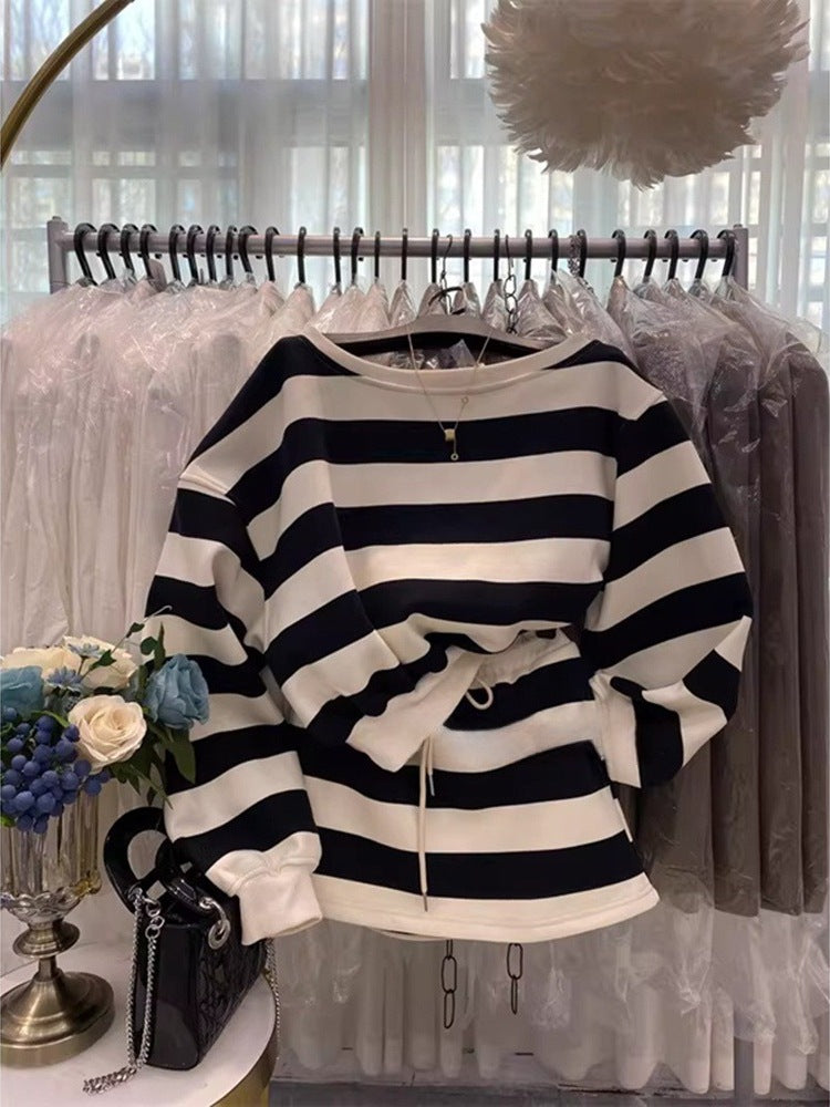 Head-turning, High-end Relaxed-fit Striped Set