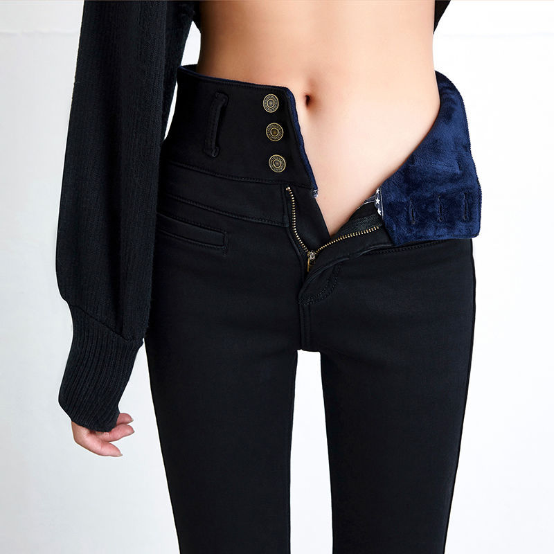 Oversized high-rise jeans