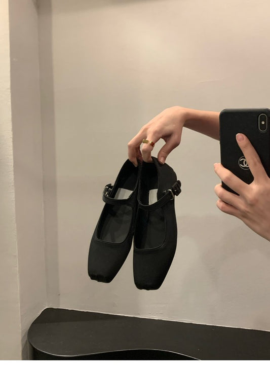 Franske balletsko med firkantet tå