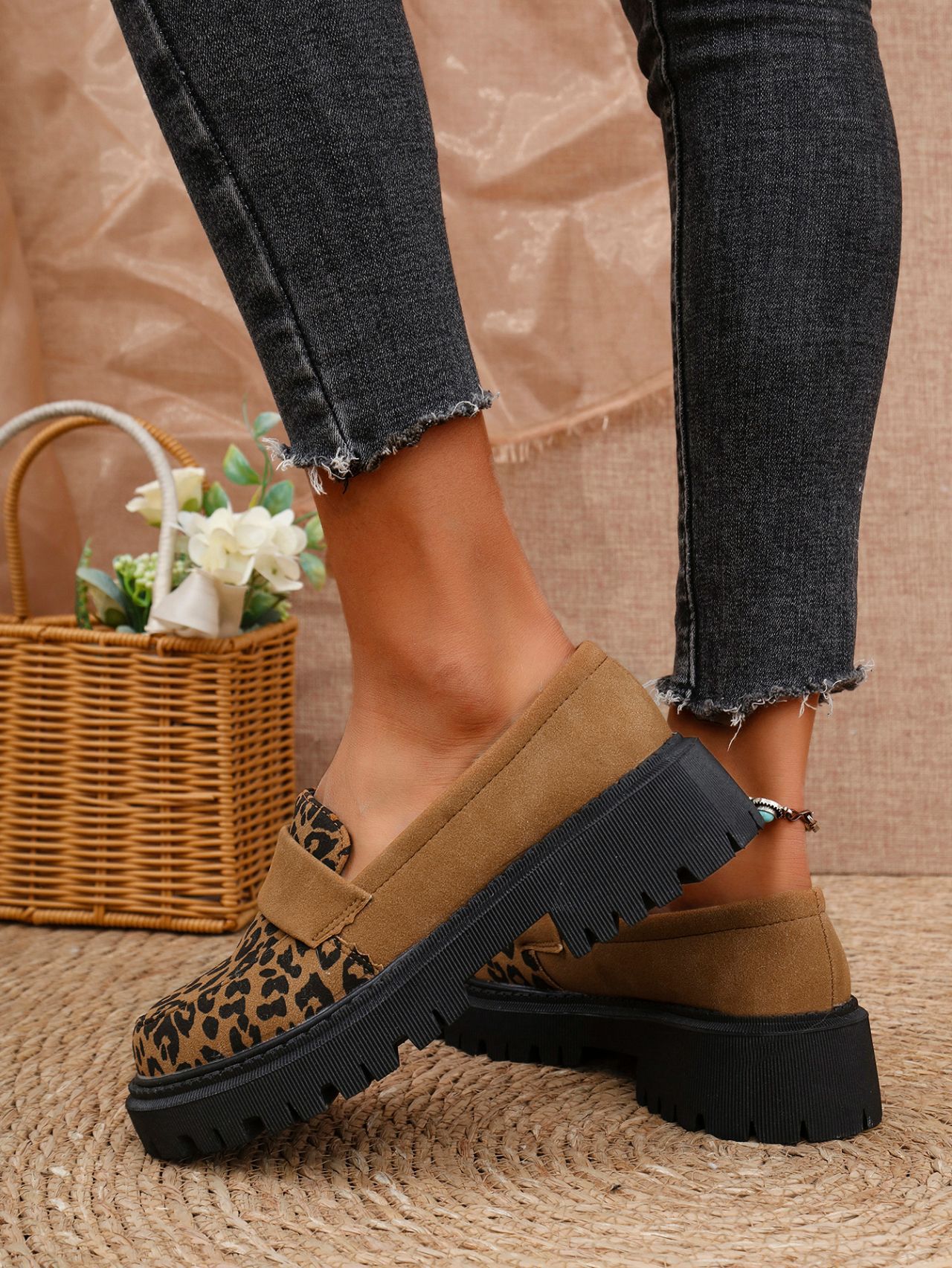 Plus-size Leopard-print Loafers Fall Slip-on Design