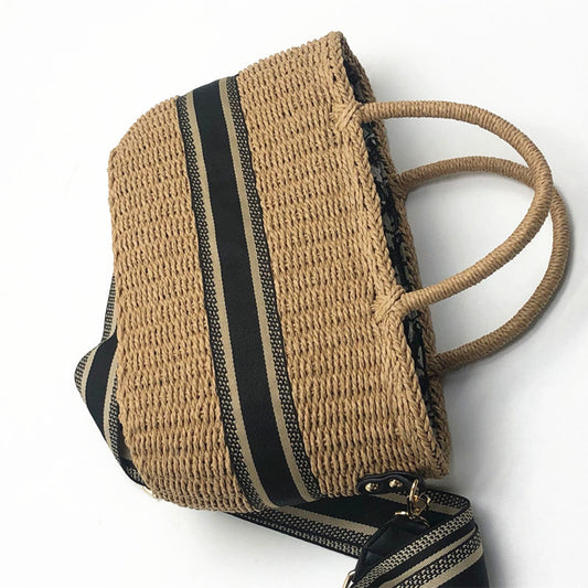 Handheld Straw Bag With Round Barrel Weaving