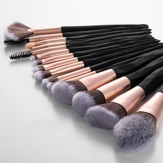 Black Makeup Brushes and Makeup Sponges 18Pcs Makeup Tool Set Makeup Brushes Set Natural Synthetic Eye Shadow Foundation Make-Up Facial Mixed Powder Blusher Concealer Eye Makeup Brush Set