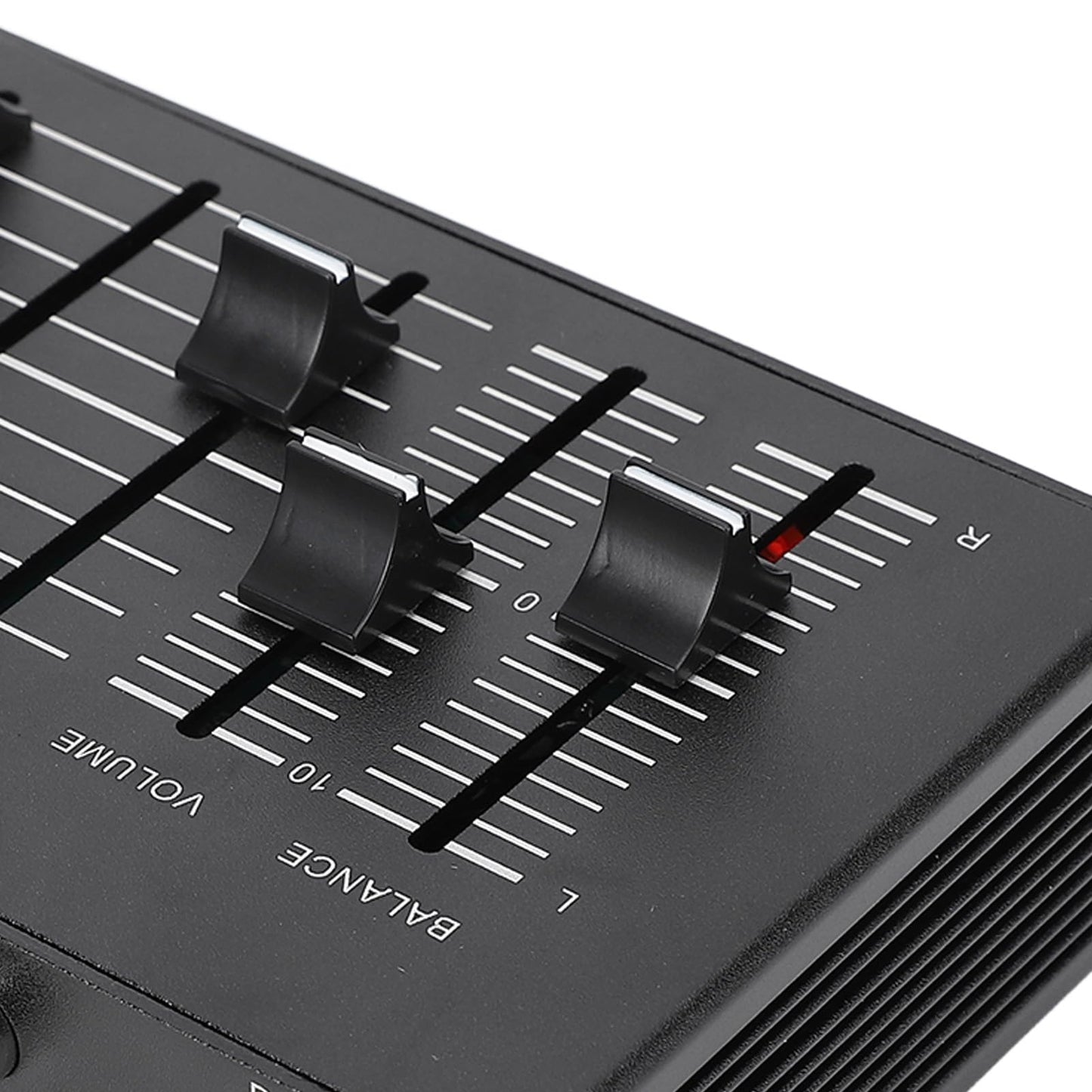 3 Band Equalizer, 20Hz-20Khz High Medium Low EQ Stereo Equalizer Channel Digital Equalizer