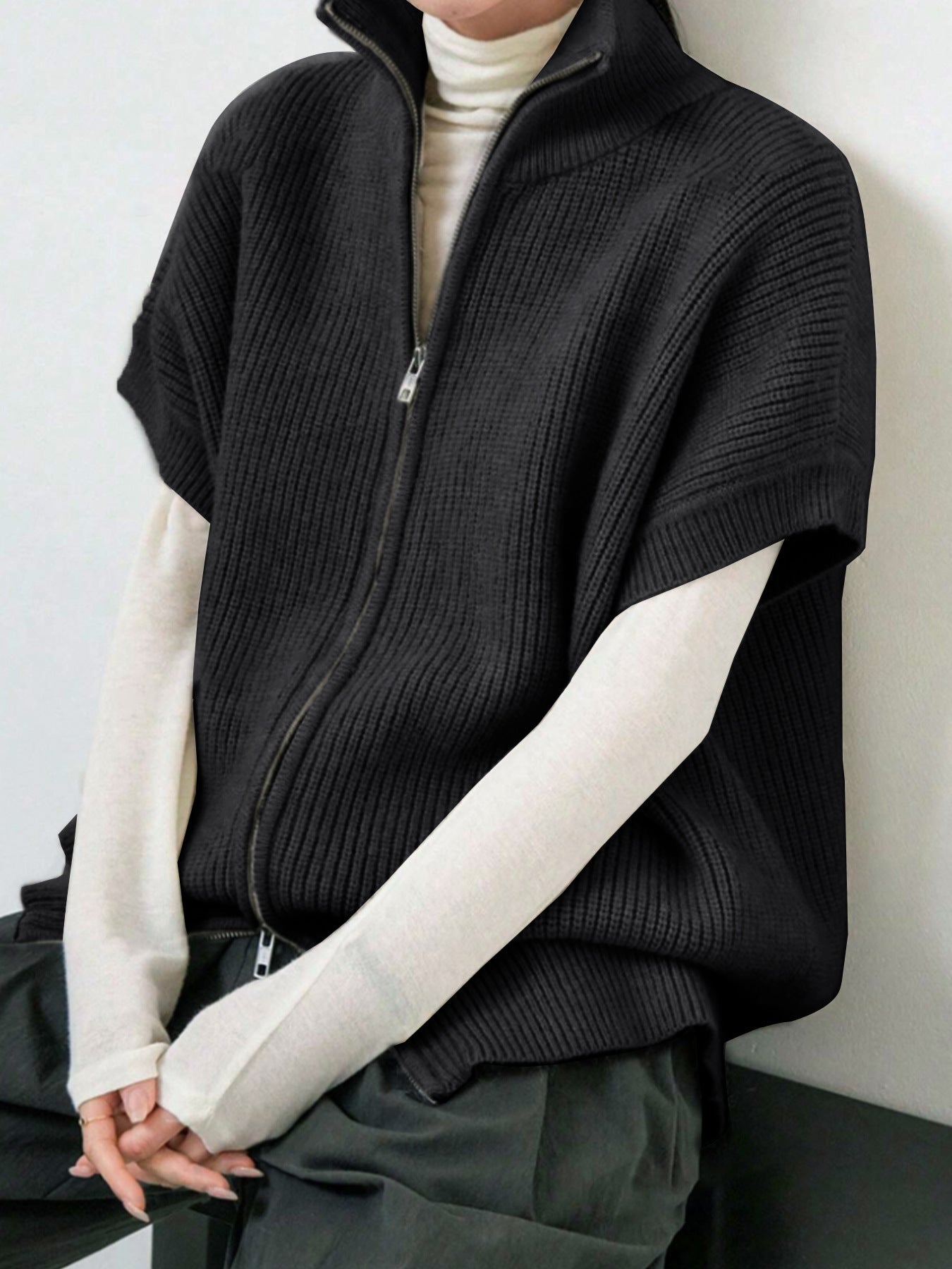 Strikket Cardigan Jakke Med Korte Ærmer Og Ribdetaljer Forårs/Sommerstil