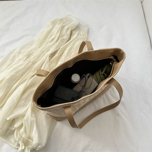 Large And Minimalist Storage Bag For Women's Shoulder