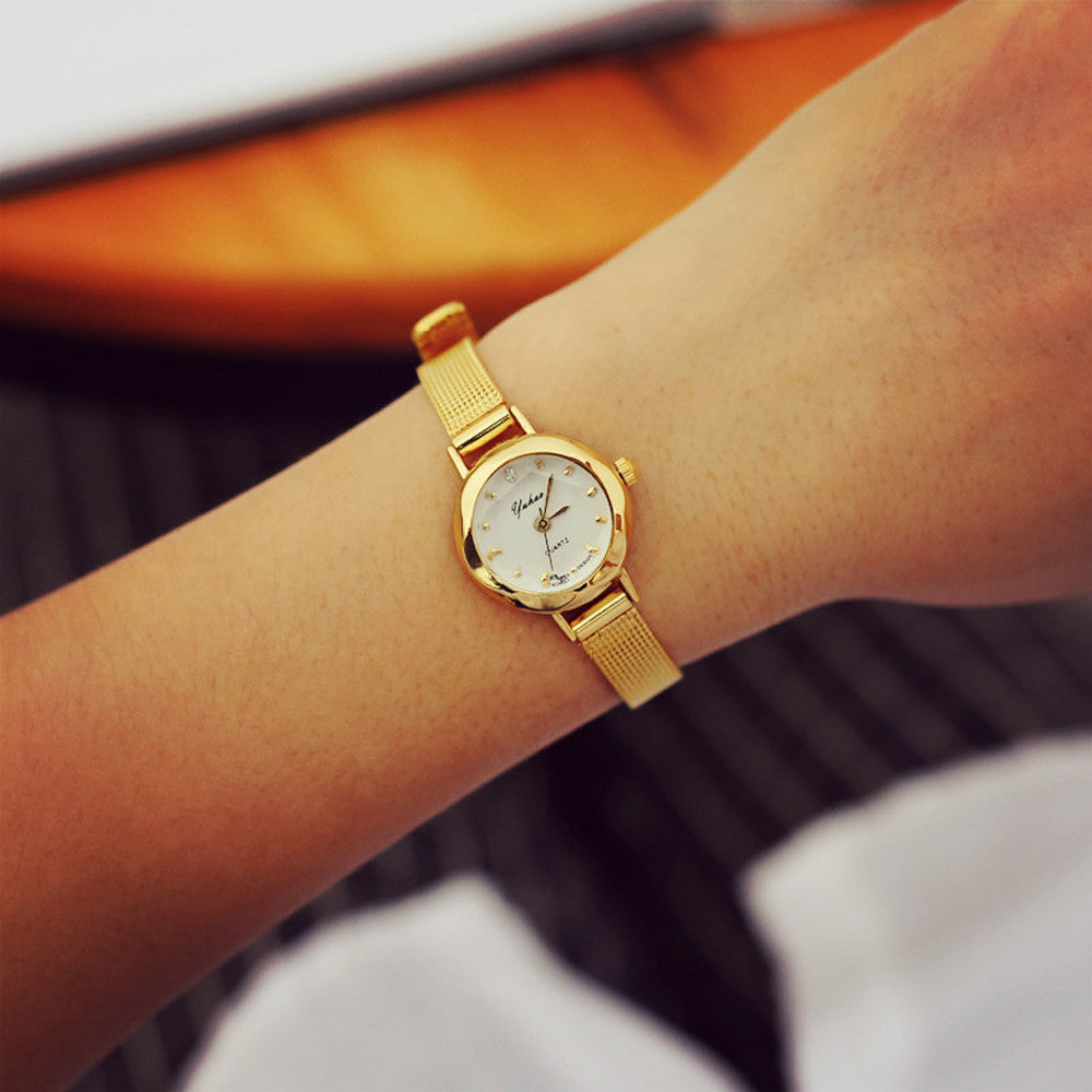Small dial fine mesh with student quartz watch