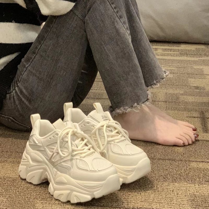 Look Tall Thick Bottom Fried Street Sneaker