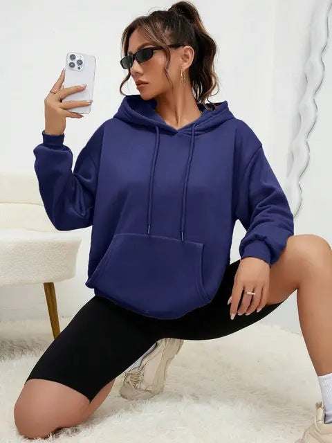 Dame smart, afslappet hoodie i ensfarvet