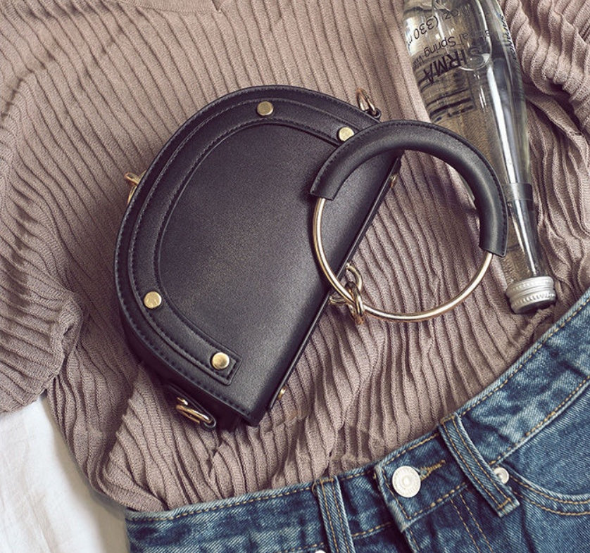 2007 New Ring Handbag Fashion 100 Rivet Saddle Bag Tang Yan Same Shoulder Skew Bag Tide