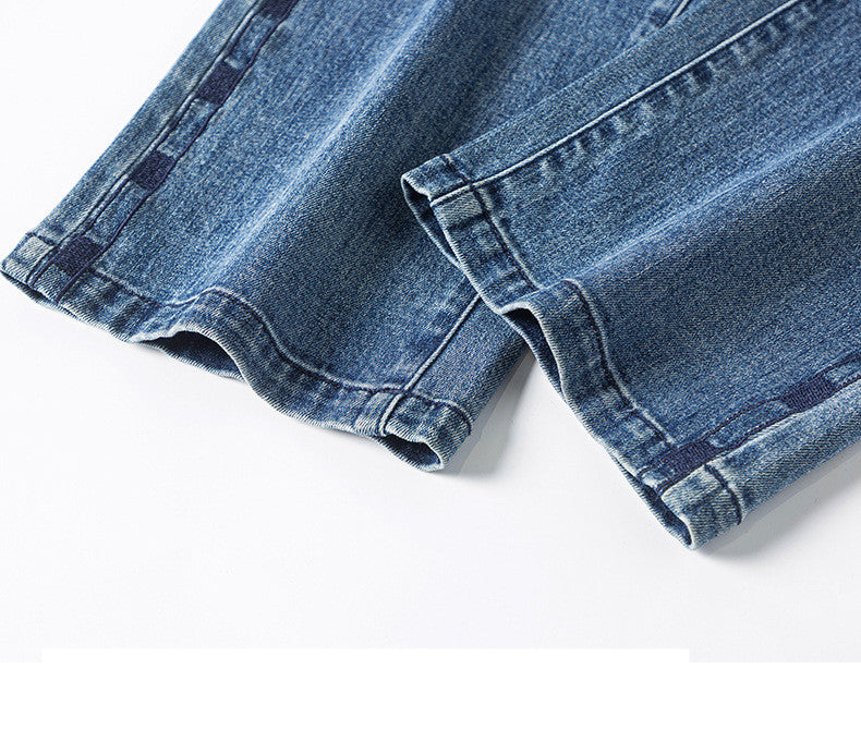 Embroidered Loose Jeans Soft Mop