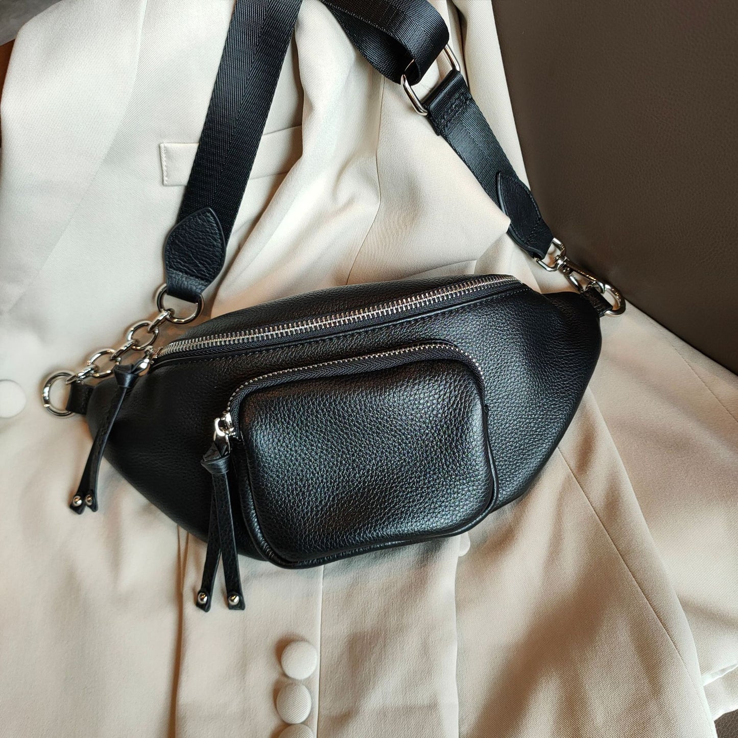 Højklasses Trendy Brysttaske Crossbody-taske Dumpling-form