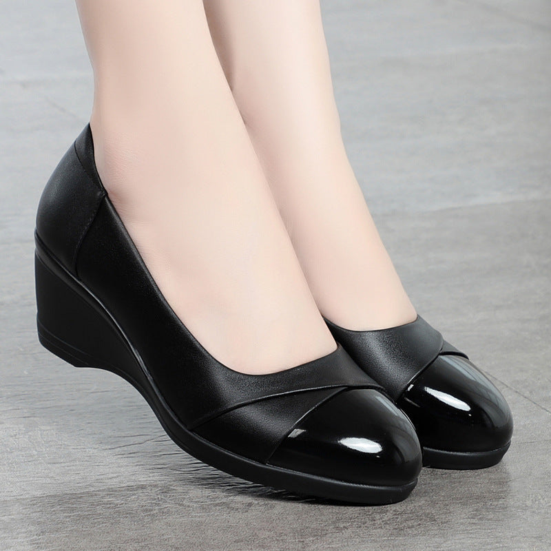 Soft-leather Mid- To Late-life Mom Shoes Comfortable Wedge Leather Shoes