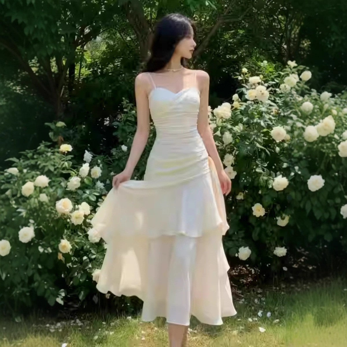 French-style Red Slip Dress For Christmas And New Year