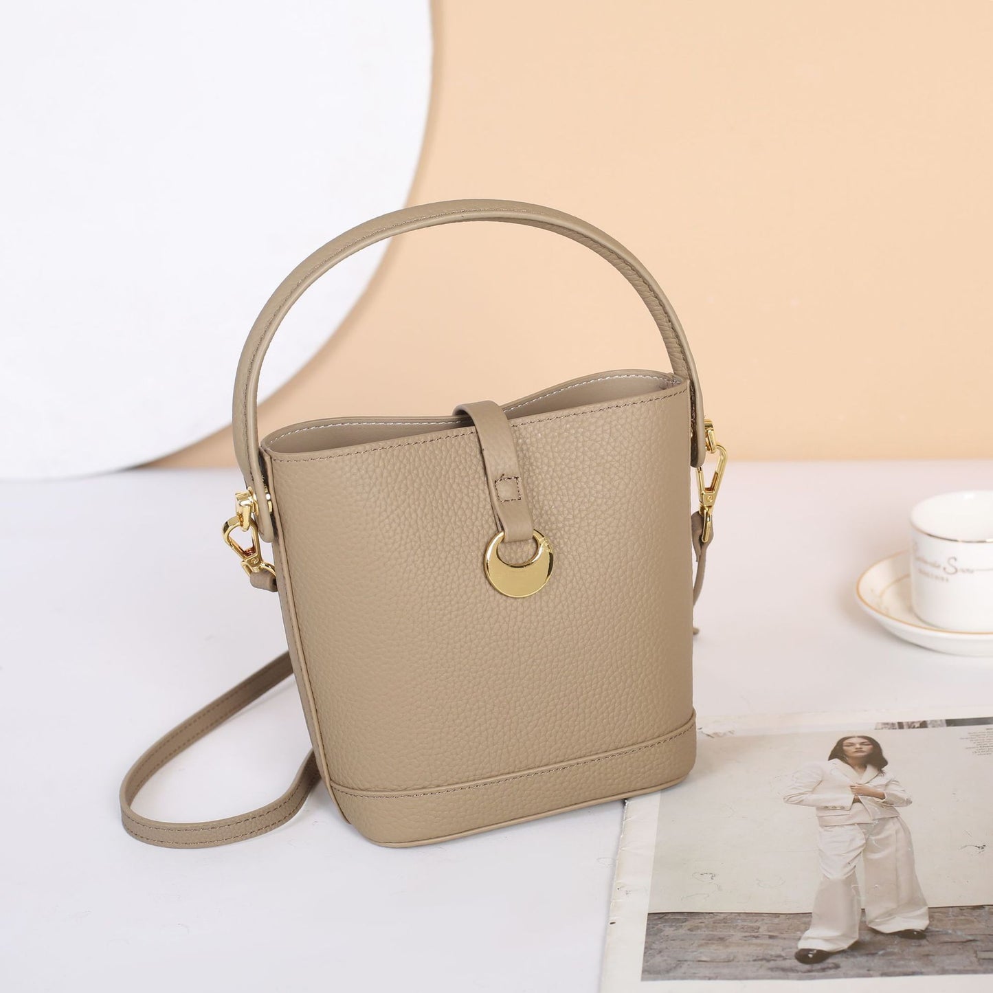 First Layer Cowhide Women's High-grade Shoulder Messenger Bag