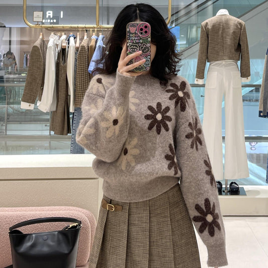 French Style Color-contrasting Pattern Round Neck Wool Sweater