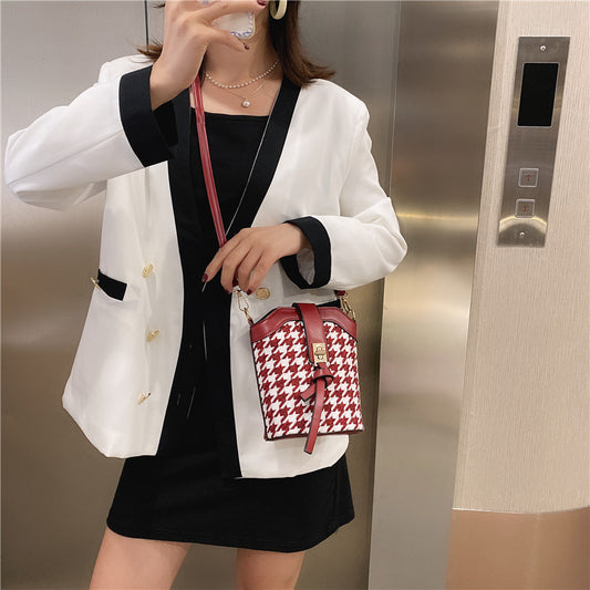 New Stylish Character Pattern Bucket Bag