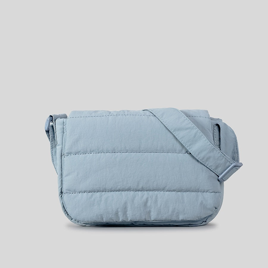 Simple And Lightweight Flap Special-interest Design Quilted Wide Shoulder Strap Crossbody Bag