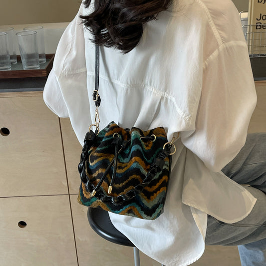Corrugated High-grade Shoulder Bag Fashion All-matching