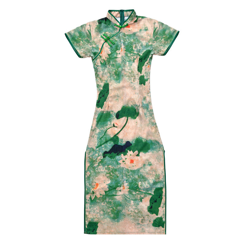 Elegant Modernized Cheongsam For Everyday Wear In A Traditional Chinese Style