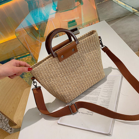 Alsidig Crossbody Skuldertaske til Kvinder med Personlighed i Vævet Design