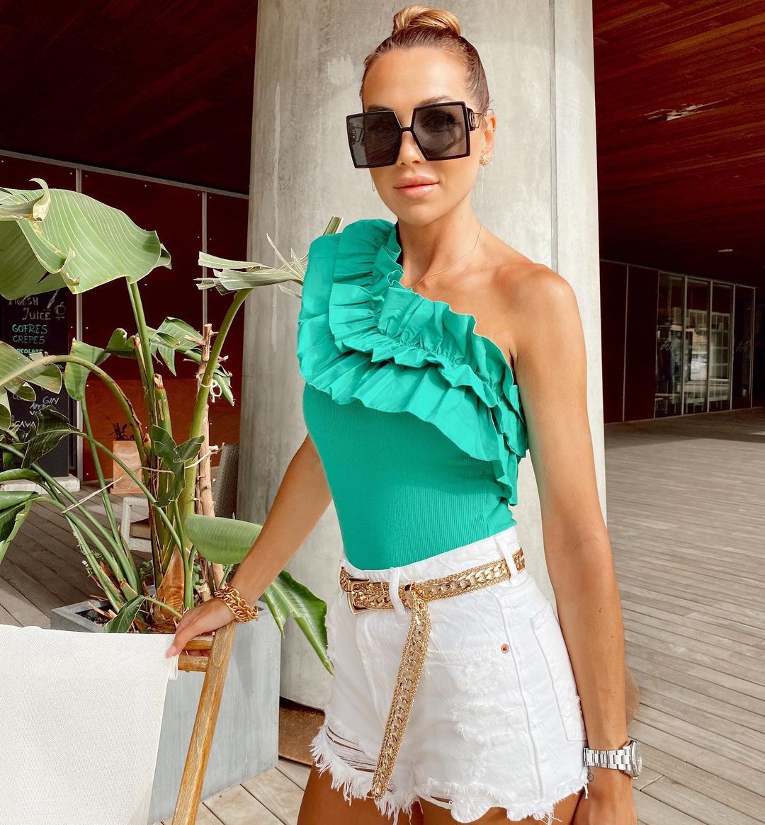 French One-shoulder Green Ruffle Shorts Jumpsuit