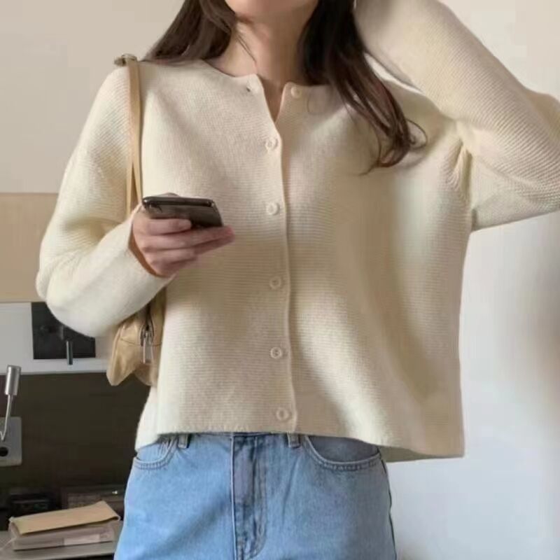 Gentle Short Knit Cardigan Ladies Solid Color
