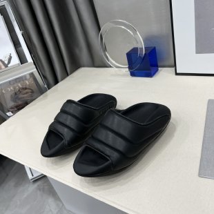 Women's Prismatic Sponge Cake Bottom Slip Sandals