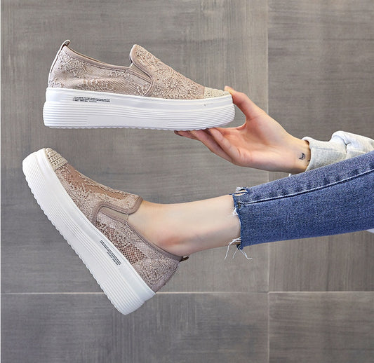 Women's Mesh Breathable Inner Elevated Flat Shoes