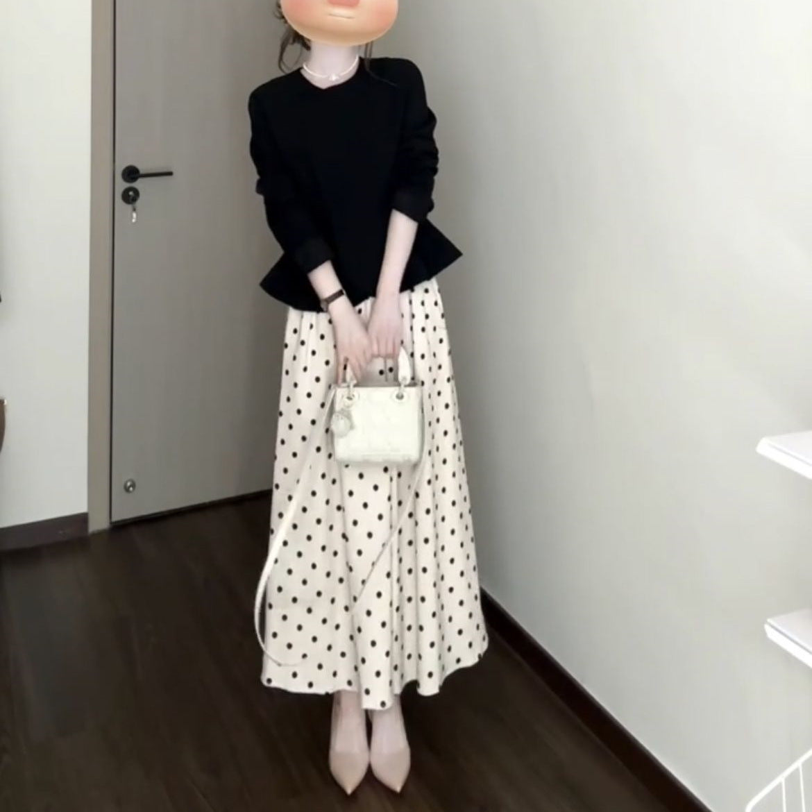 Stylish Minimalist And Elegant Design Womens Suit