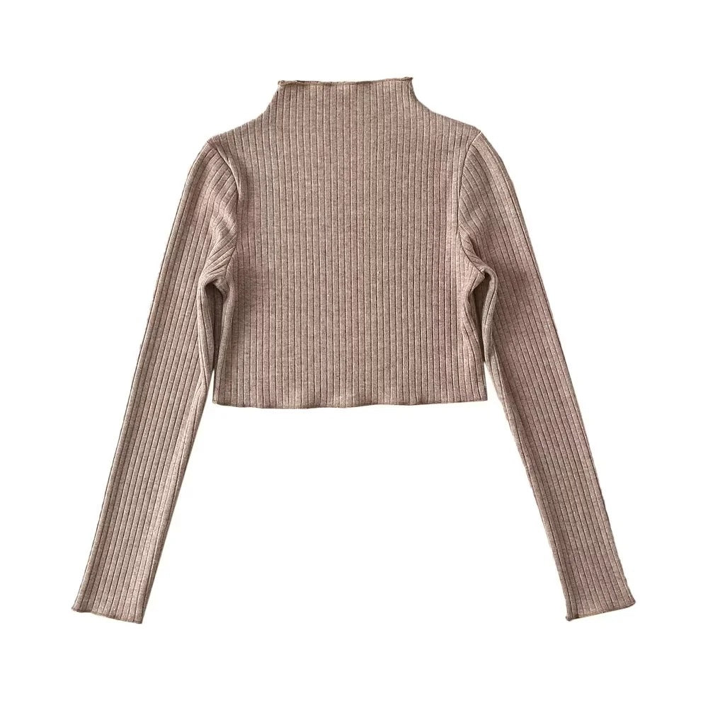 Cashmere-trøje med blondedetaljer ved halsudskæringen, lange ærmer og som underlag