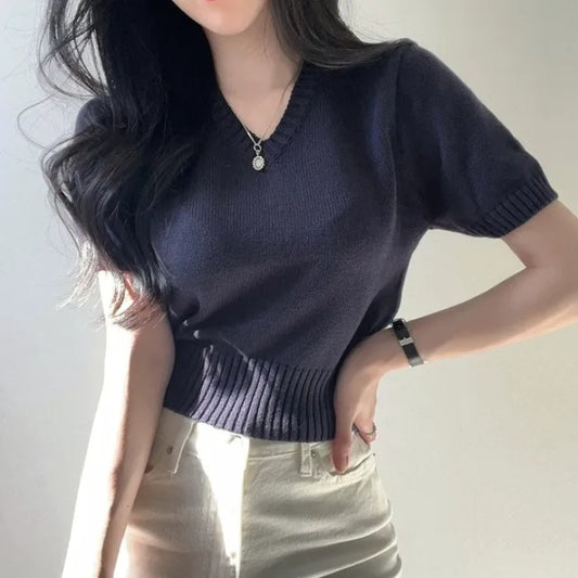 Simple V-neck Solid Color Short-sleeved Sweater Casual Short Top