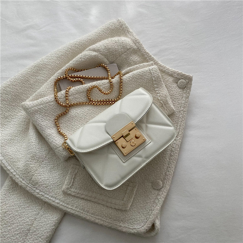 Versatile Chain Crossbody Bag Advanced Texture
