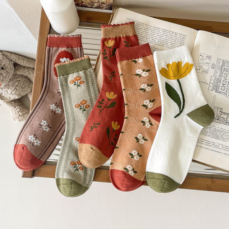 Women's Retro Autumn Simplicity All-match Flower Tube Socks Combed Cotton