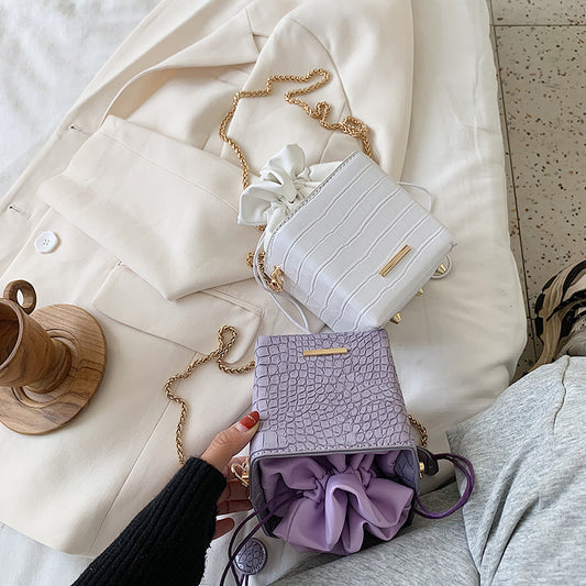 Shoulder chain bag