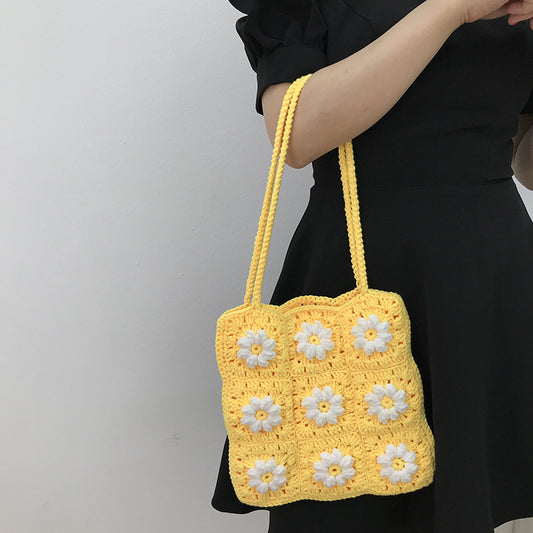 Small Daisy Oblique Crochet Shoulder Knitted Woolen Bag