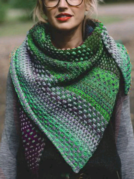 Cashew Flower Pattern Triangle Neck Scarf