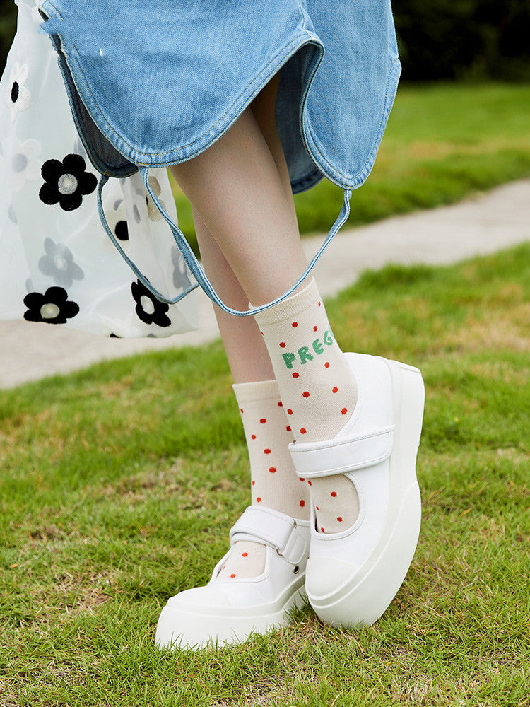 Net red personality strawberry cotton socks