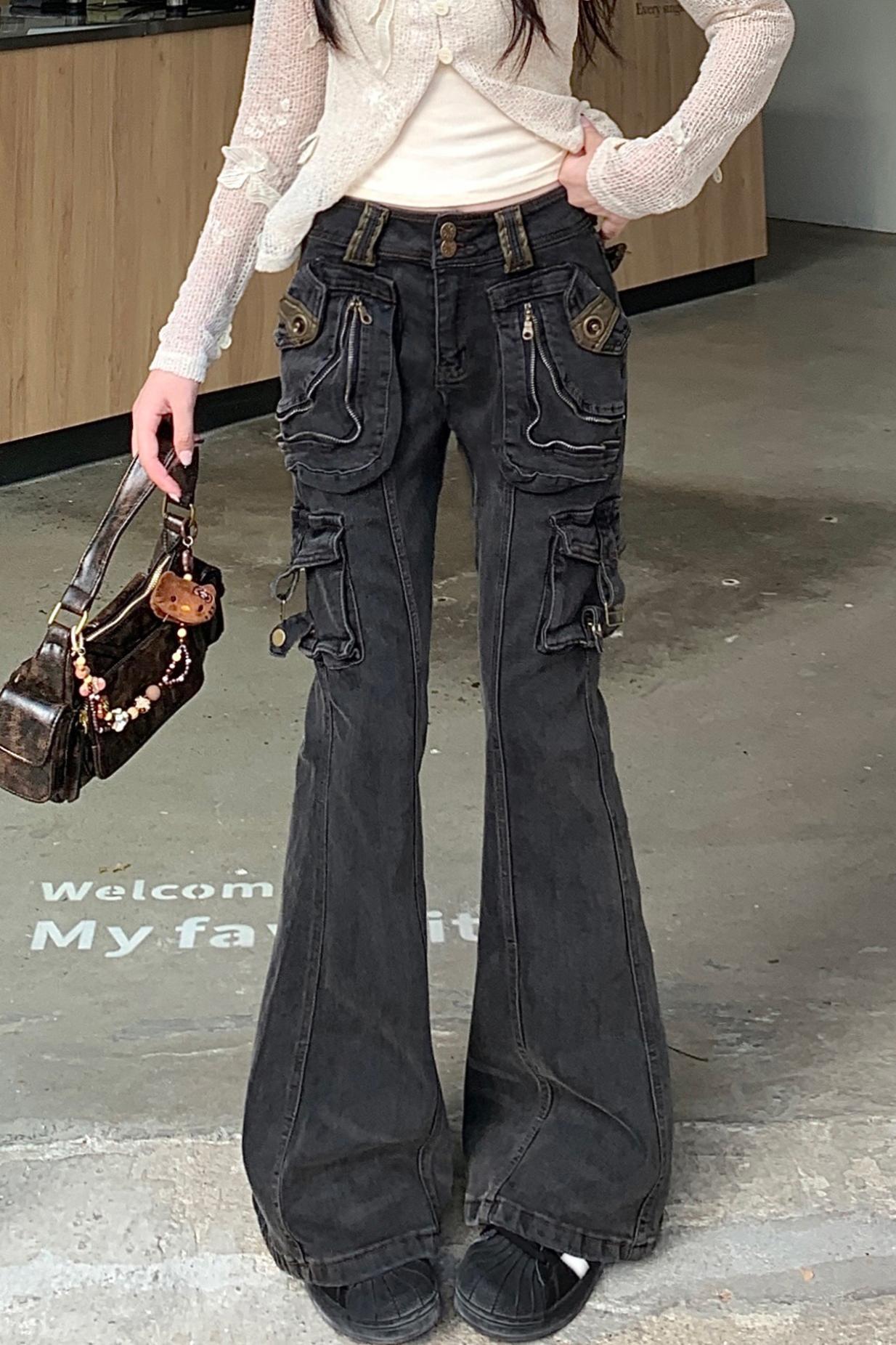 Washed Old Multi-pocket Slightly Flared Jeans