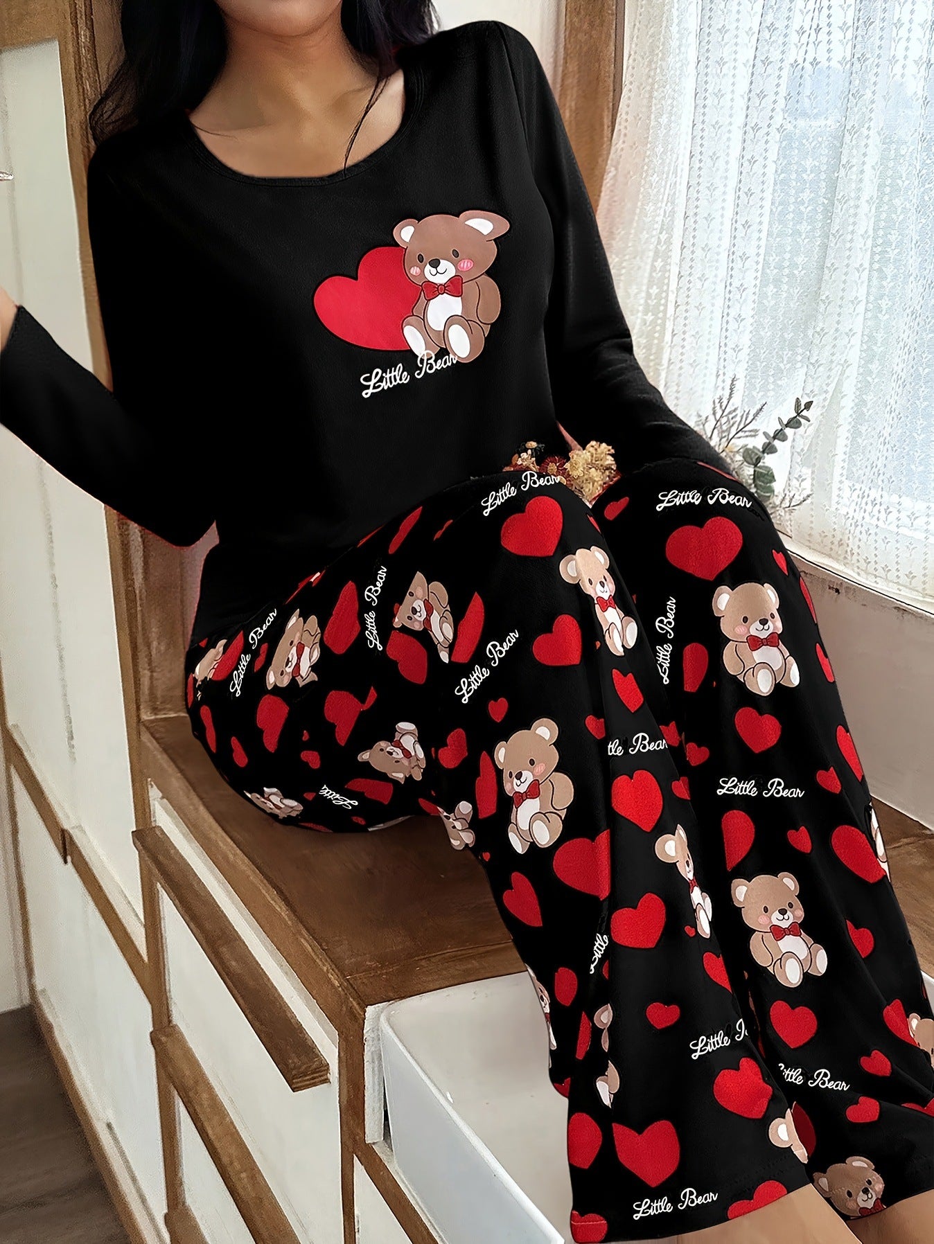 Womens Crew-Neck Bear And Heart Print Long-Sleeve Pajama Set With Long Pants