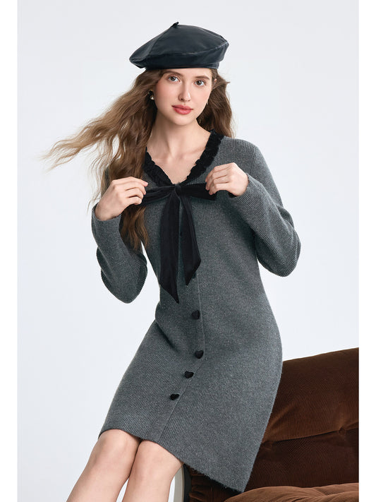 Womens V-neck Figure-Hugging Knit Dress With A Bow Detail