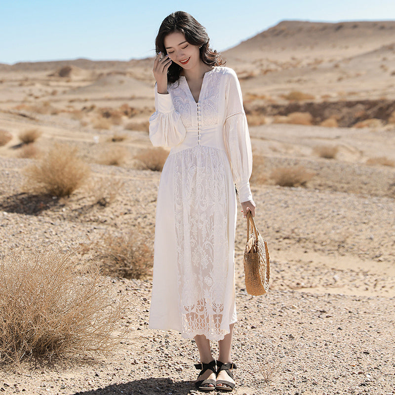 High Waisted And Slim Looking Long Skirt For Vacation
