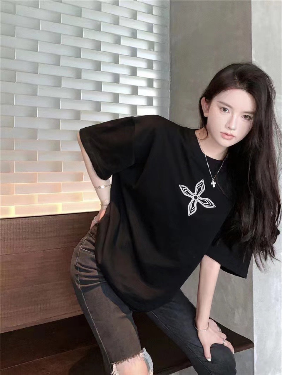 Women's Summer Hong Kong Style Round Neck Printed T-shirt