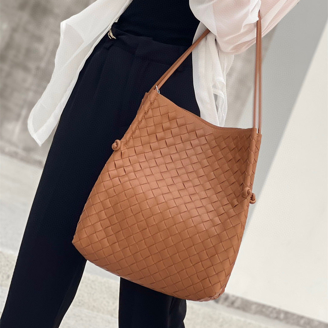 Women's Fashion Head Layer Cowhide Woven Shoulder Bag