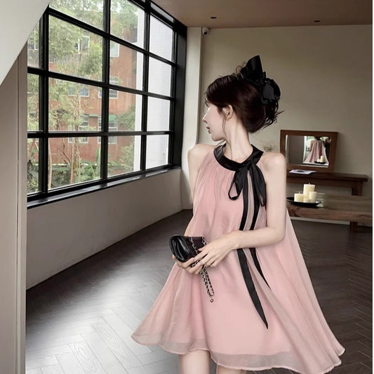 French-style Loose-fit Tie-up Halter Dress