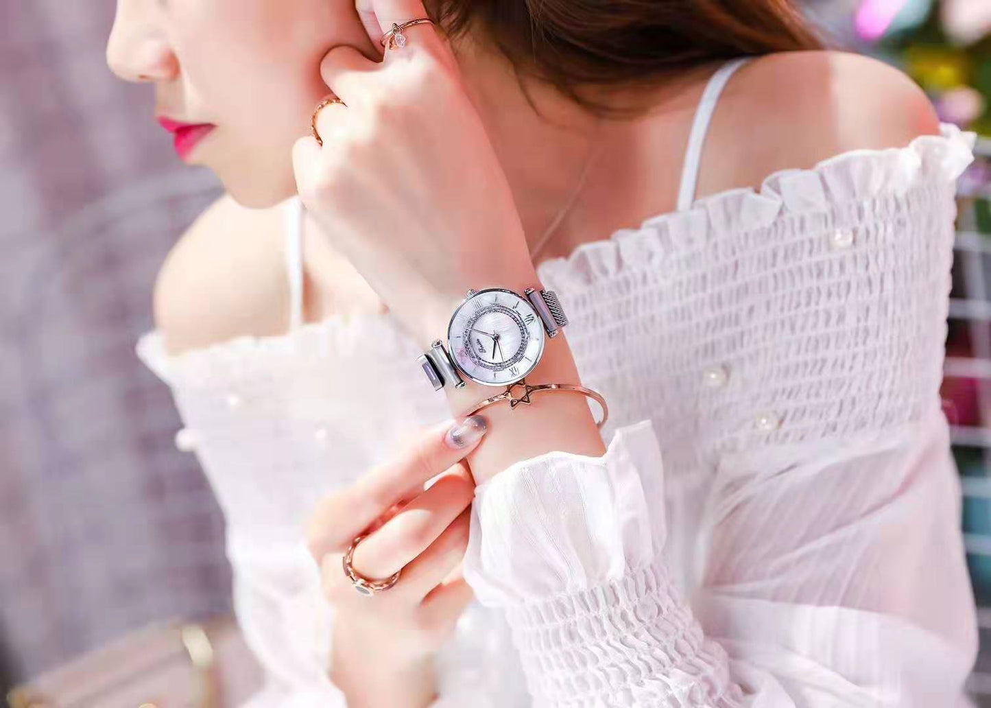 Women's Waterproof Magnetic Mesh Strap Watch