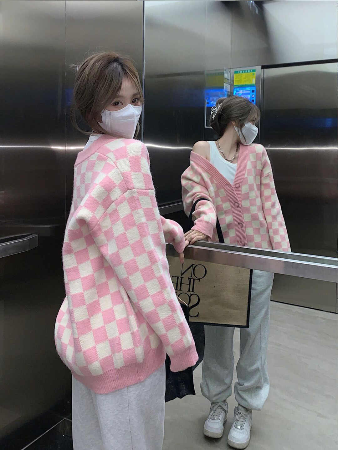 Checkered V-neck Cardigan Sweater Loose Casual Jacket